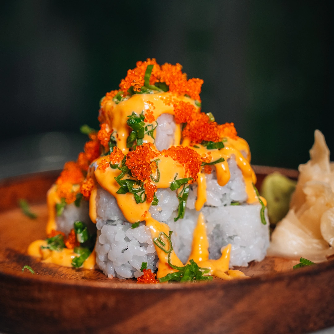 Award-winning sushi platter at Mizu Dubai